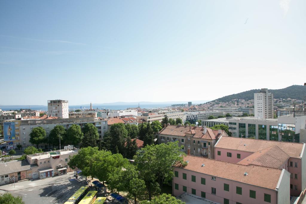 Panoramic City Apartment Split Bilik gambar